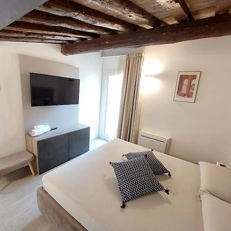 Apartamento Residenza Subitosanto "Gigliola" 9A - Bilocale Con Terrazzo Esclusivo Cupola Basilica Di Sant'Antonio- Padua Exterior foto