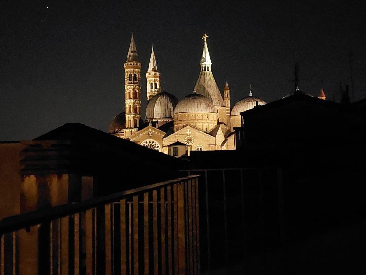 Apartamento Residenza Subitosanto "Gigliola" 9A - Bilocale Con Terrazzo Esclusivo Cupola Basilica Di Sant'Antonio- Padua Exterior foto