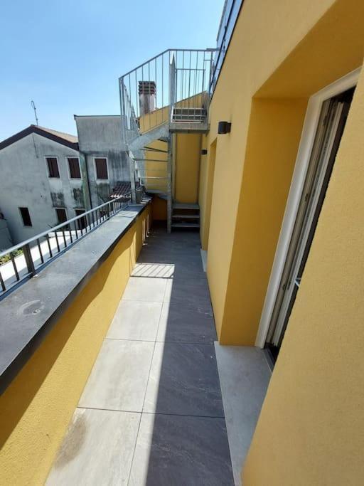 Apartamento Residenza Subitosanto "Gigliola" 9A - Bilocale Con Terrazzo Esclusivo Cupola Basilica Di Sant'Antonio- Padua Exterior foto